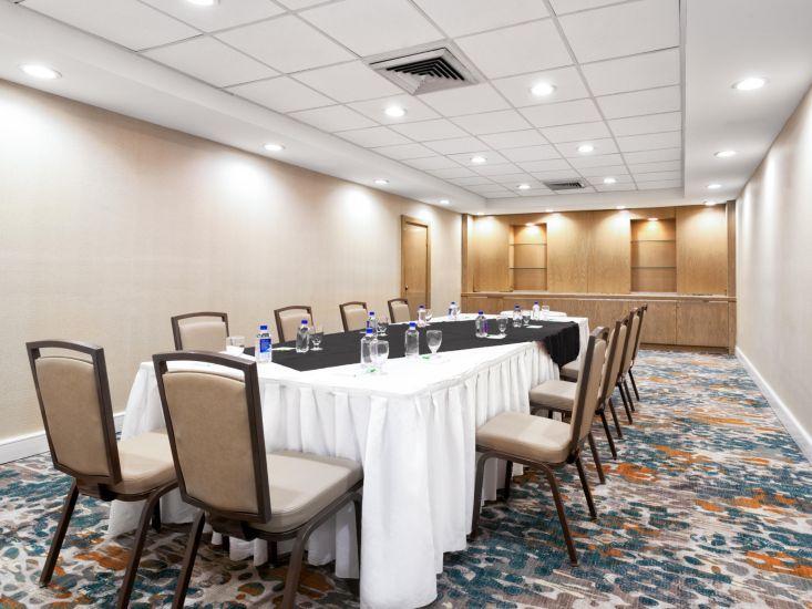 Holiday Inn Miami West - Airport Area By Ihg Hialeah Gardens Kültér fotó